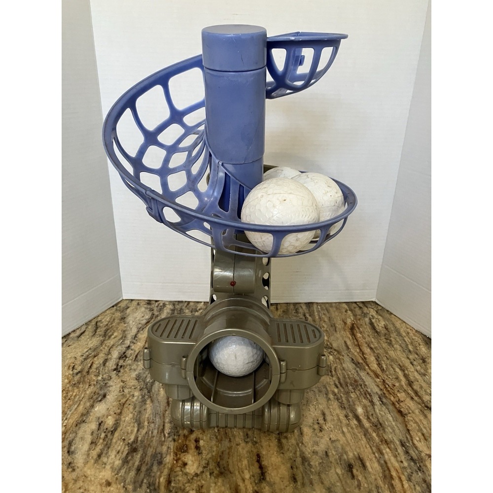 Electronic Baseball Pitching Machine Adjustable Every 7 Seconds 5 Balls Fun